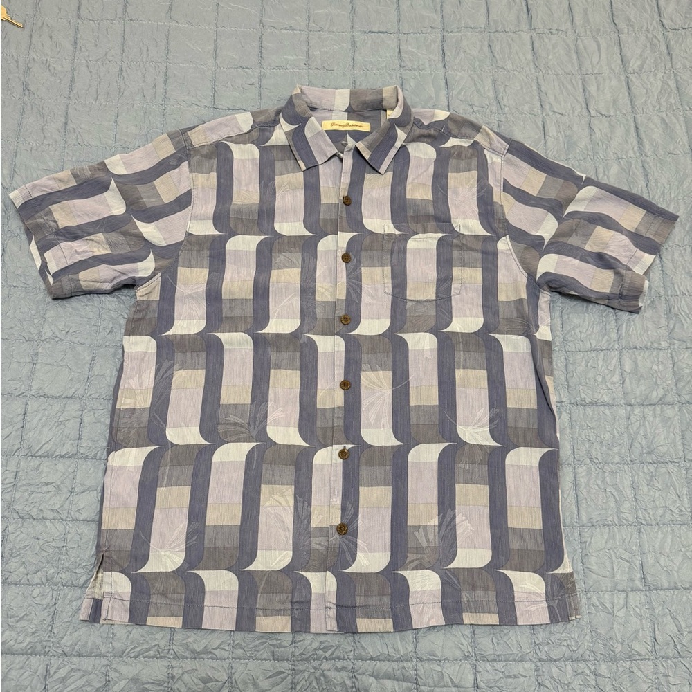 Tommy Bahama Blue and Cream Casual Shirt